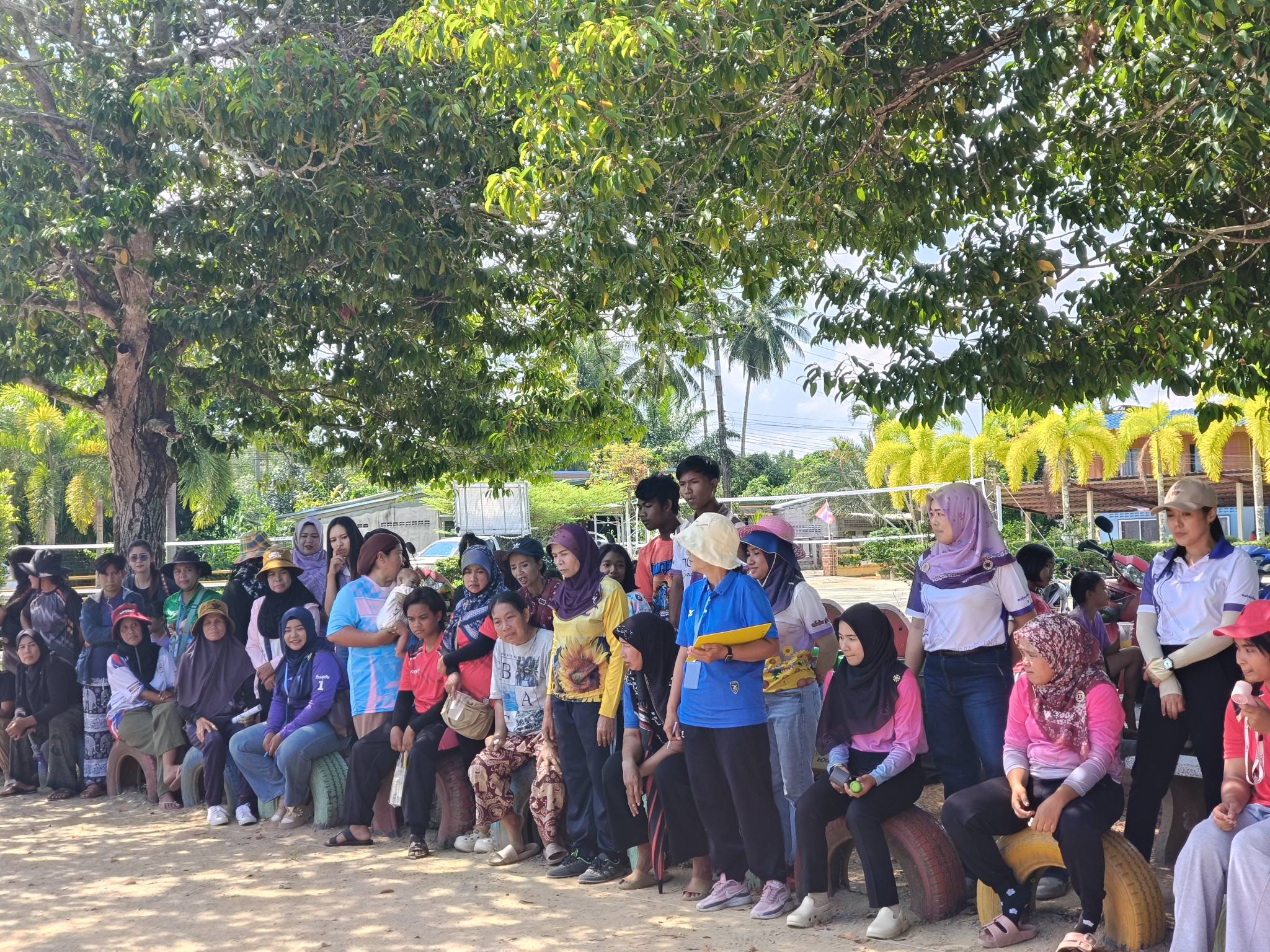 บรรยากาศ การแข่งขันกีฬาเปตอง 
"ฅนทุ่งบุหลังเกมส์" ครั้งที่ 23 ประจำปี 2569
รอบคัดเลือก รอบรองชนะเลิศ และรอบชิงที่ 3
วันที่ 17-18 เมษายน 2569
ณ โรงเรียนบ้านทุ่งบุหลัง อำเภอทุ่งหว้า จังหวัดสตูล
